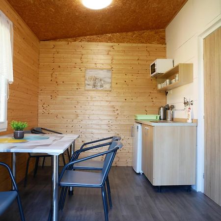 Camping Roznov Rožnov pod Radhoštěm エクステリア 写真