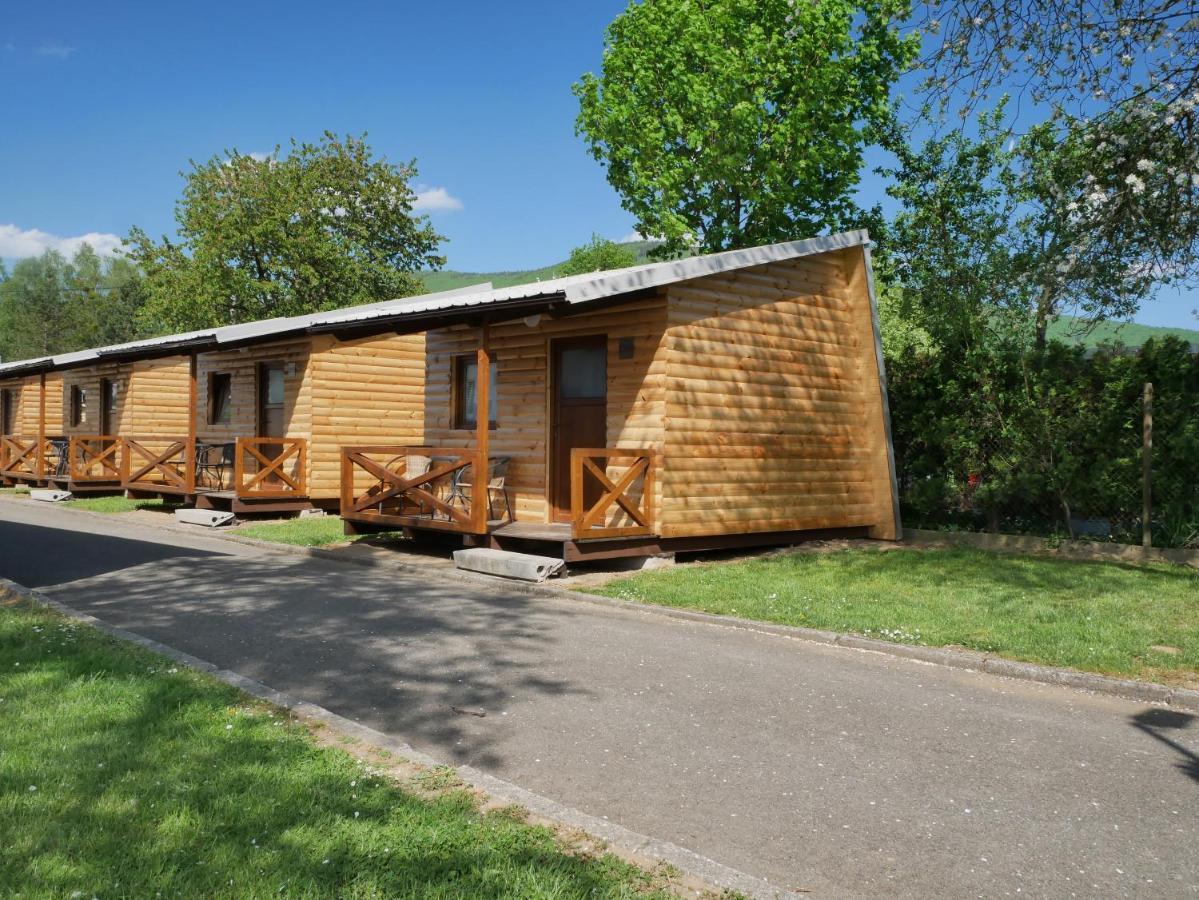 Camping Roznov Rožnov pod Radhoštěm エクステリア 写真