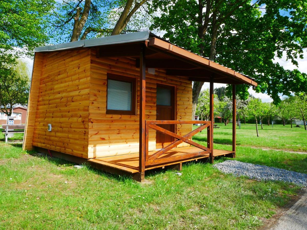 Camping Roznov Rožnov pod Radhoštěm エクステリア 写真