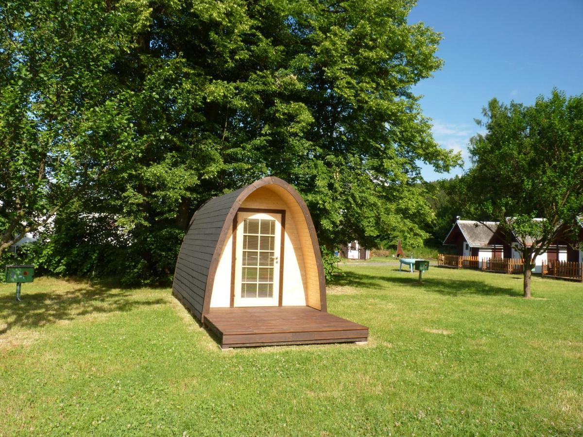 Camping Roznov Rožnov pod Radhoštěm エクステリア 写真