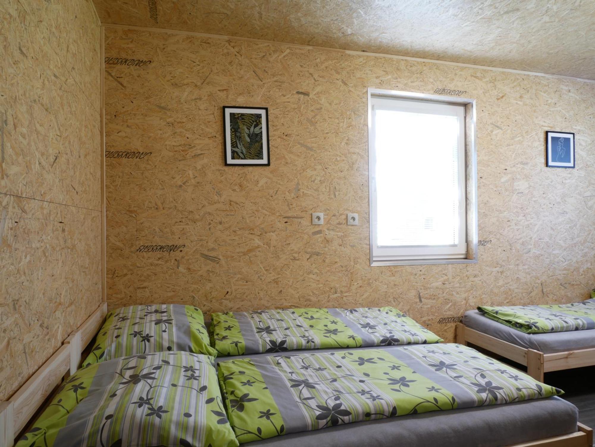Camping Roznov Rožnov pod Radhoštěm エクステリア 写真