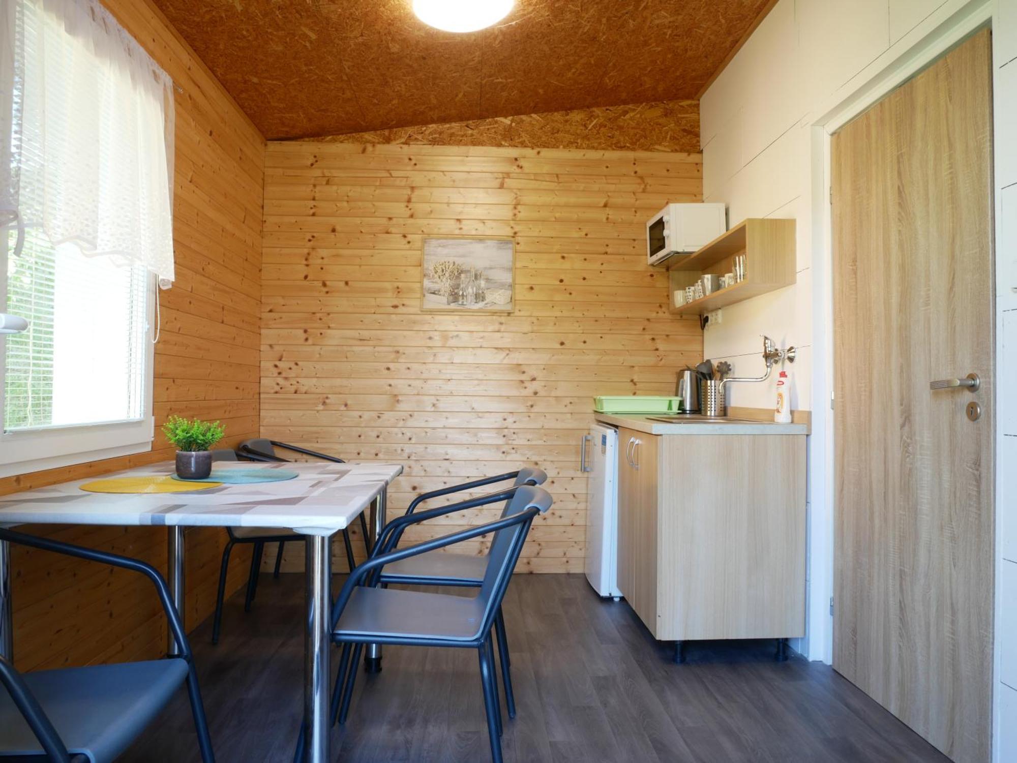Camping Roznov Rožnov pod Radhoštěm エクステリア 写真