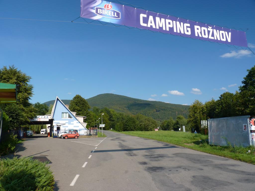 Camping Roznov Rožnov pod Radhoštěm エクステリア 写真