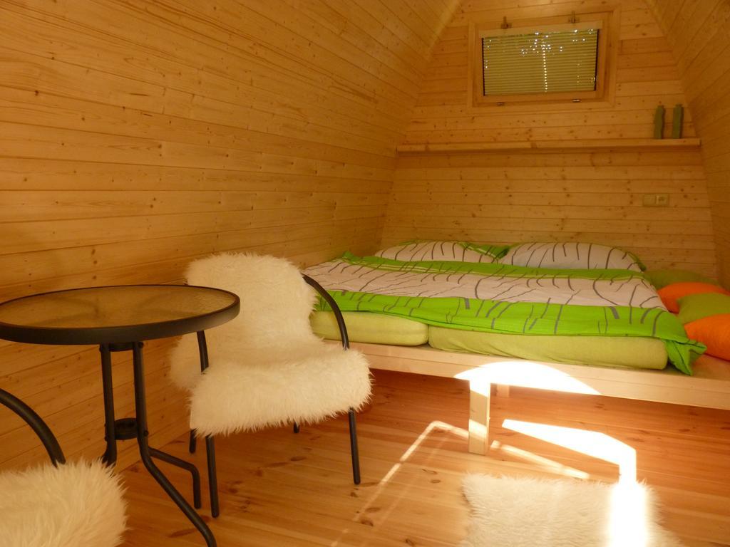 Camping Roznov Rožnov pod Radhoštěm エクステリア 写真